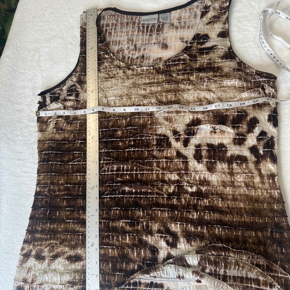 Chicos Brown Animal Print Tiered Tank Top Sleeveless Textured Pleated Size 3 XL - Picture 3 of 8